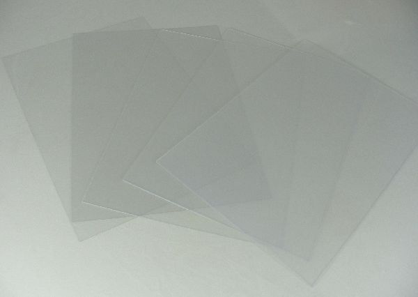 Acrylic and Polyester Clear Plastic Sheet
