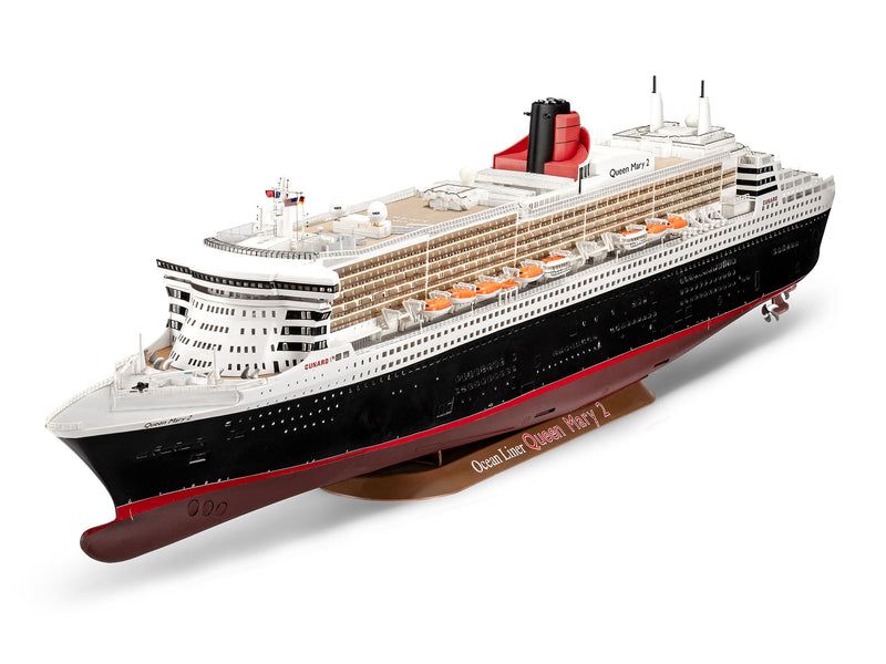 Revell 1/400 Scale Queen Mary 2 Model Kit