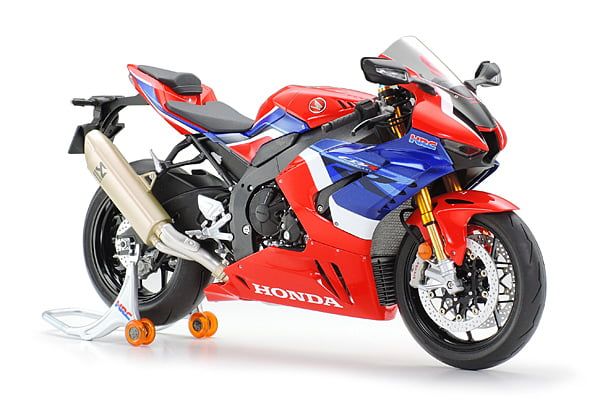 Tamiya 1/12 Scale Honda CBR 1000 RR R Fireblade Motorcycle Model Kit