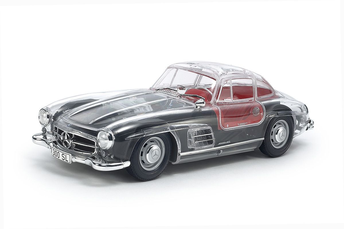 Tamiya 1/24 Scale Full View Mercedes-Benz 300SL Model Kit
