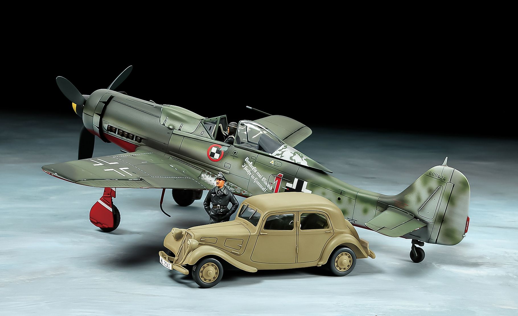 Tamiya 1/48 Scale FW190 D-9 JV44 and 11CV Model Kit