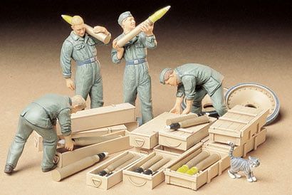 Tamiya 1/35 Scale German Tank Ammo-Loading Crew Military Figures