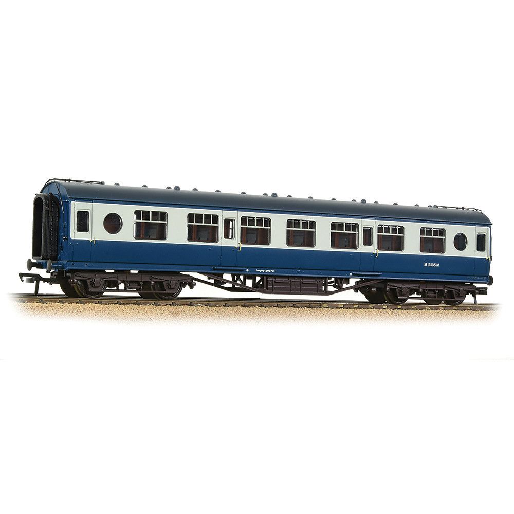 Branchline LMS 57ft 'Porthole' Second Corridor BR Blue & Grey 452A OO Gauge
