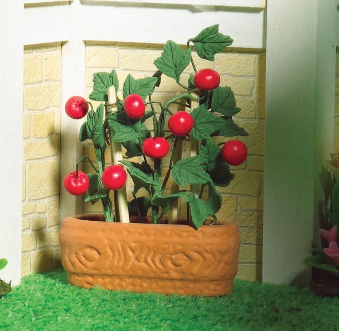 Tomato Plant in Pot for 12th Scale Dolls House