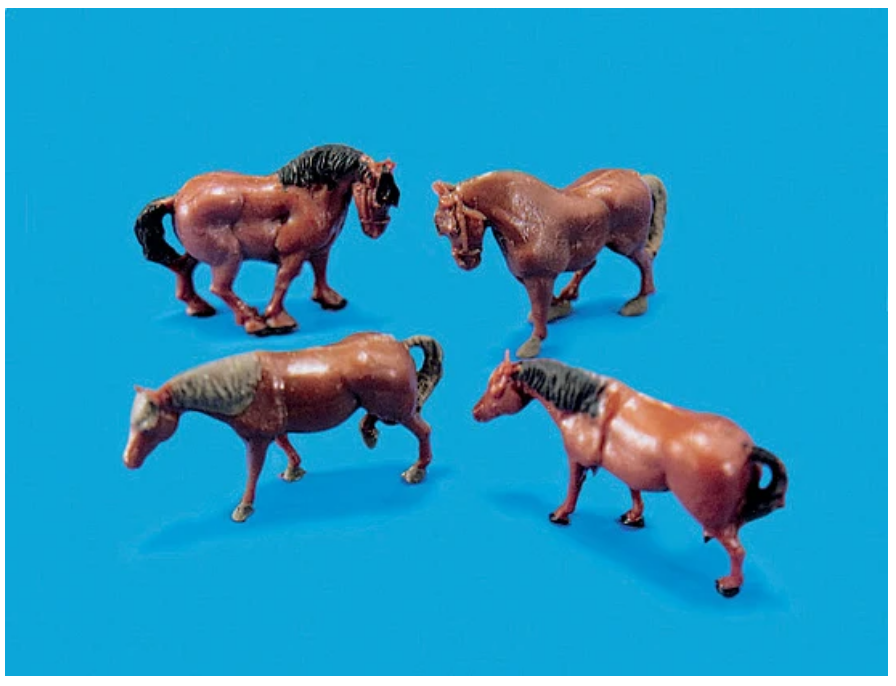 Peco Horses & Ponies OO Gauge
