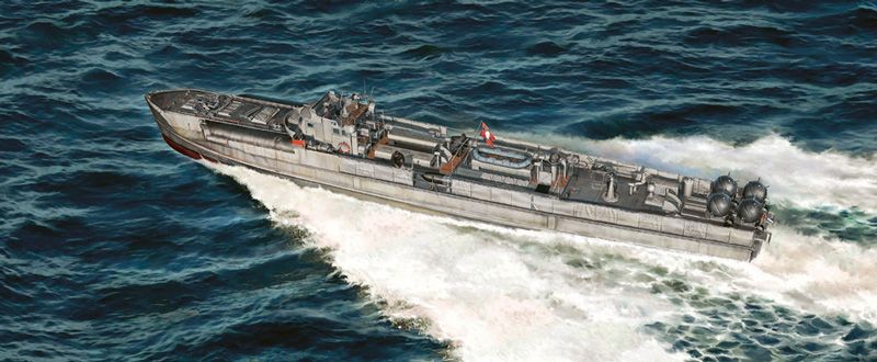 Italeri 1/35 Scale Schnellboot S-26/S-38 Model Kit