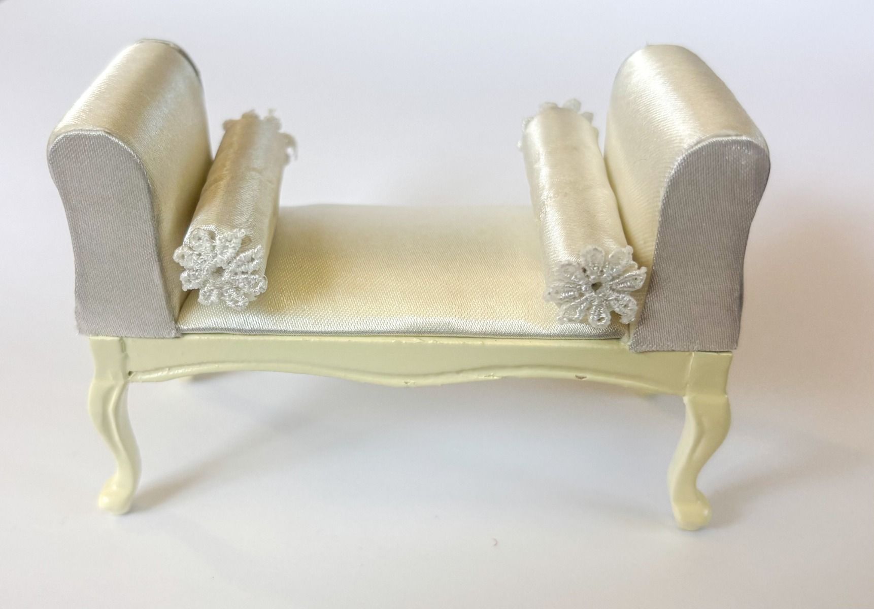 George III Cream Window Seat for 12th Scale Dolls House