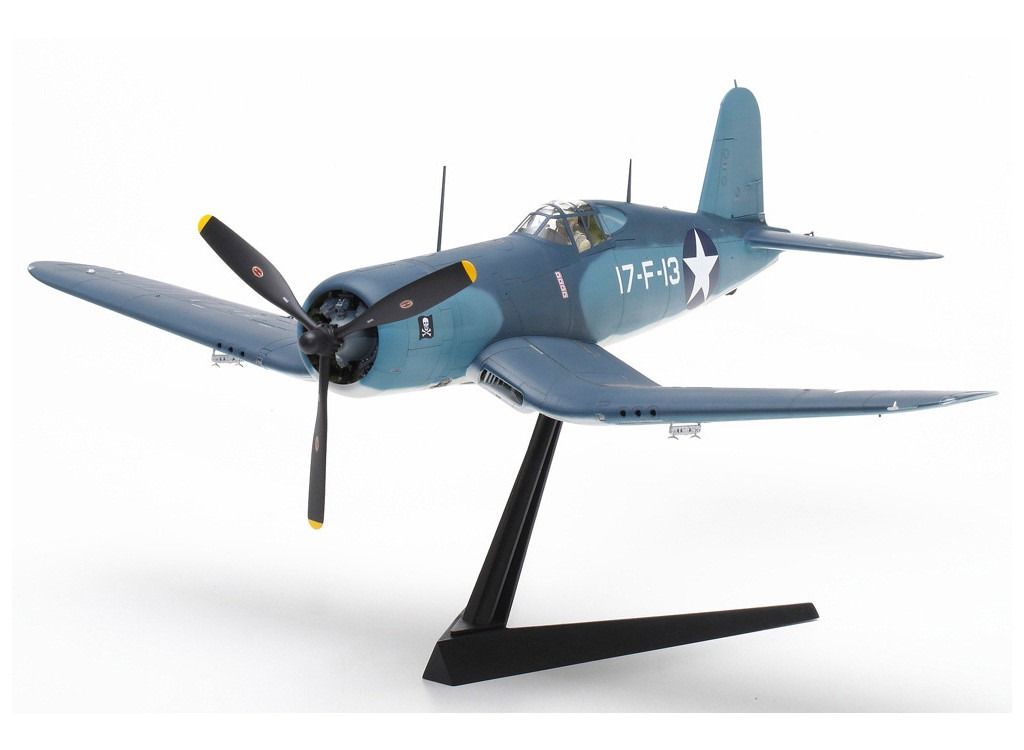 Tamiya 1/32 Scale Vought F4U-1 Corsair Birdcage US Marine Corp Model Kit