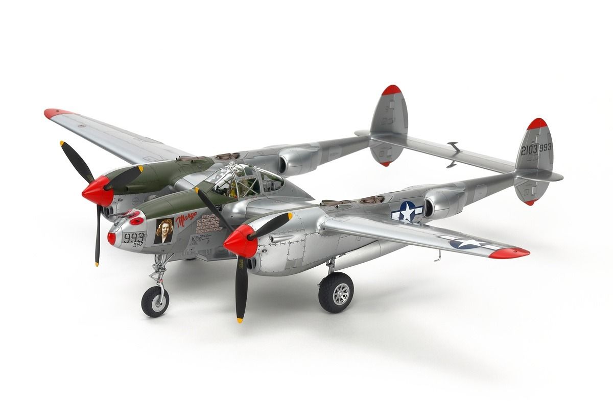 Tamyia 1/48 Scale Lockhead P-38J Lightning Model Kit