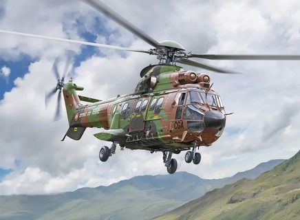 Italeri 1/72 Scale  AS332 Super Puma Model Kit