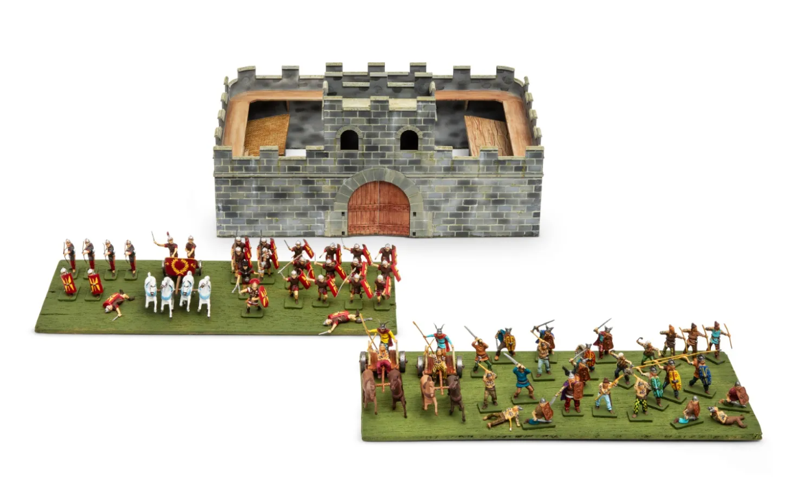 Airfix 1/76 Scale Roman Fort & Figurines Set Model Kit