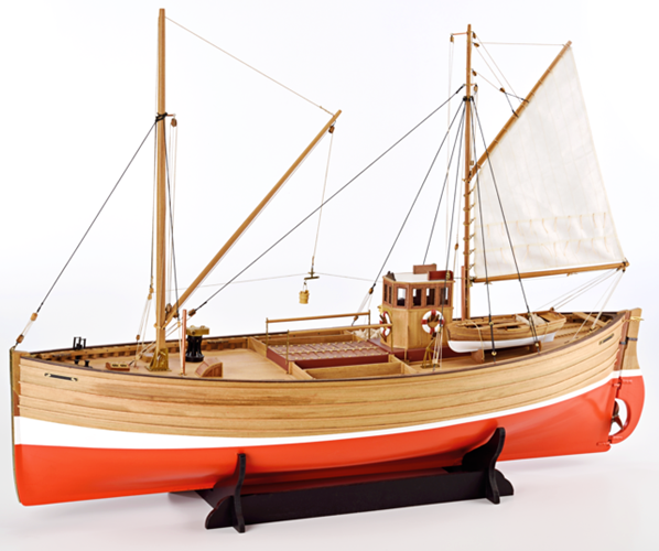 Amati 1/32 Scale Fifie Model Kit