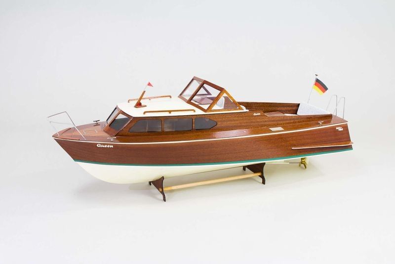 Aeronaut 1/8 Scale Queen Sports Speed Boat 1960s Model Boat Kit - Suitable for Radio Control