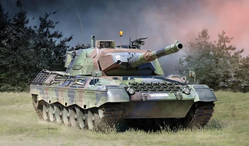Academy 1/72 Scale German Army Leopard 1A5 Main Battle Tank Model Kit