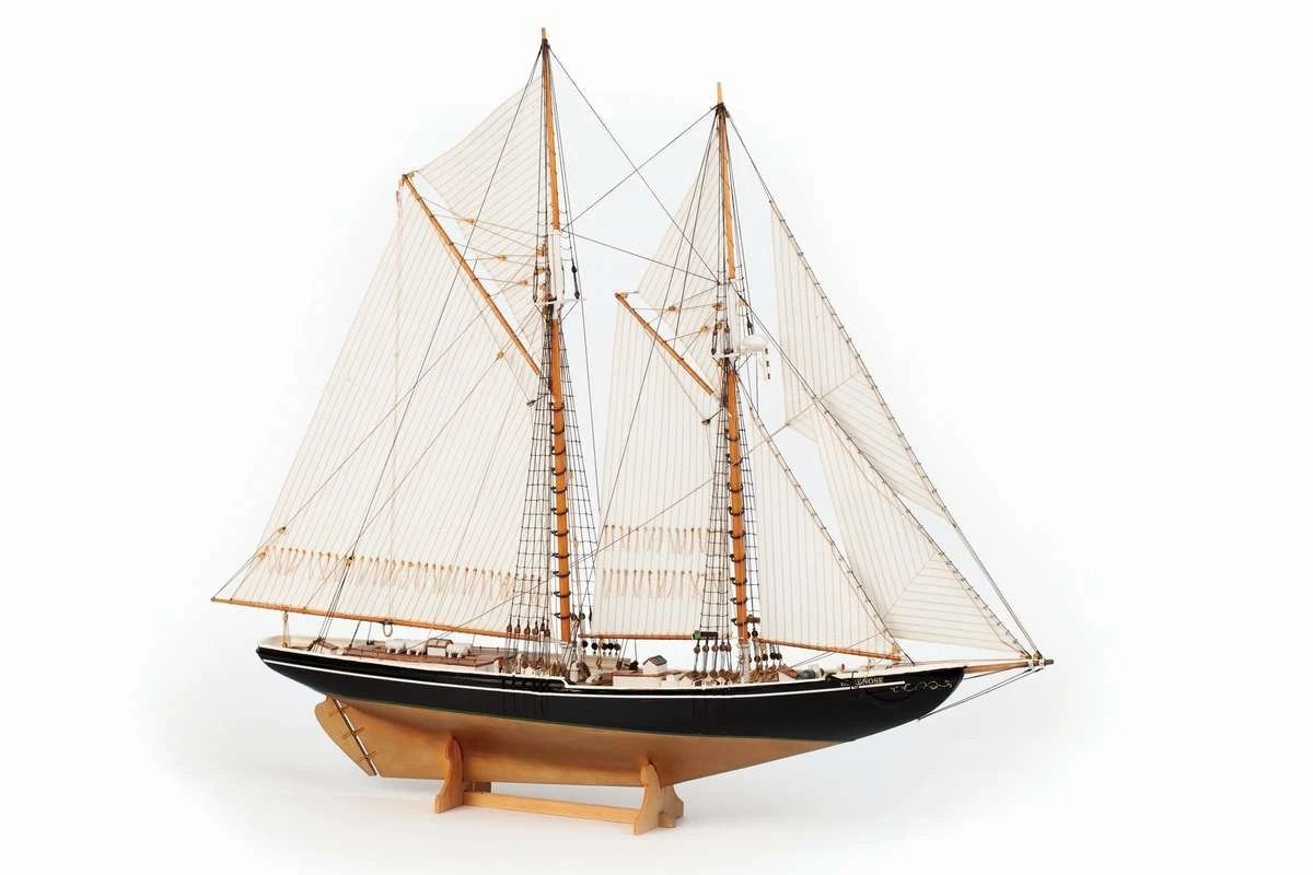 Billing Boats 1/100 Scale Bluenose II Model Kit