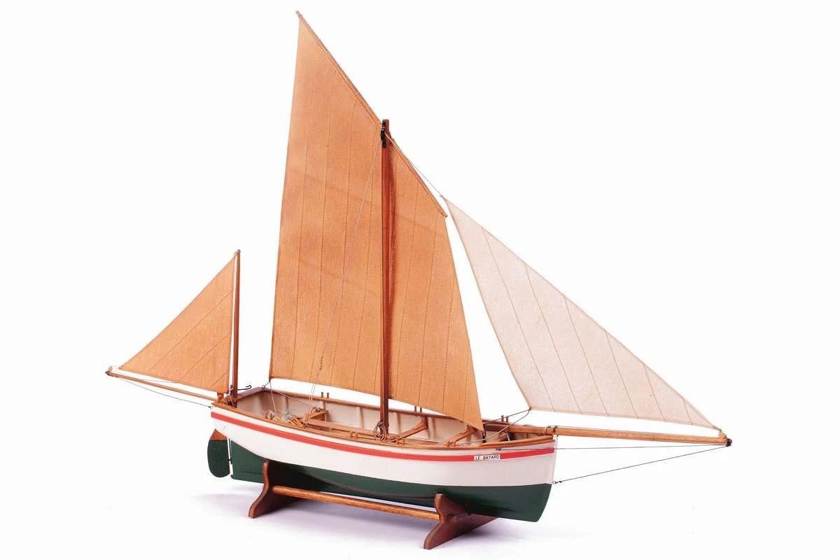 Billing Boats 1/30 Scale Le Bayard Model Kit