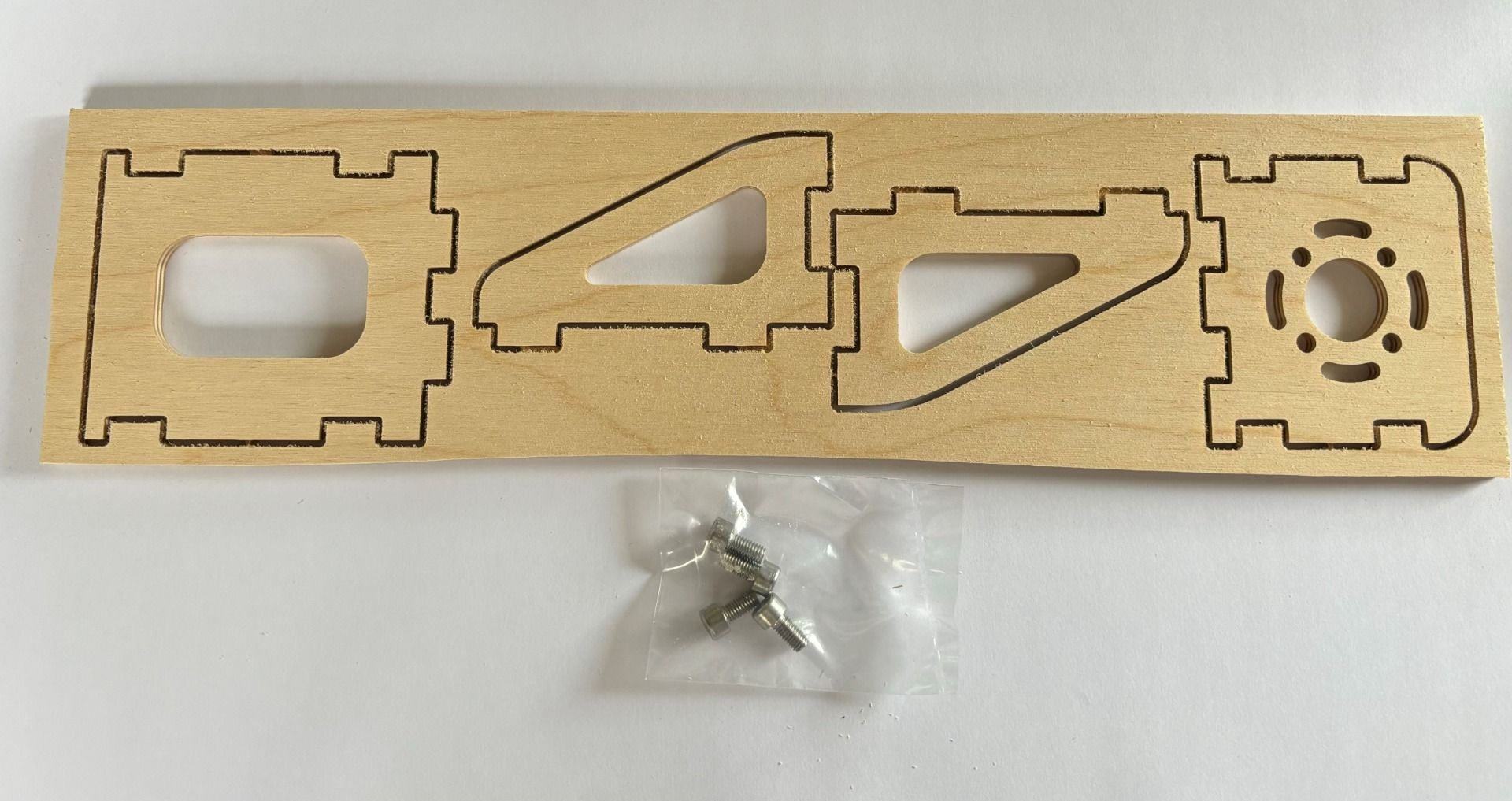 Wooden Motor Mount to Fit 900 Motors