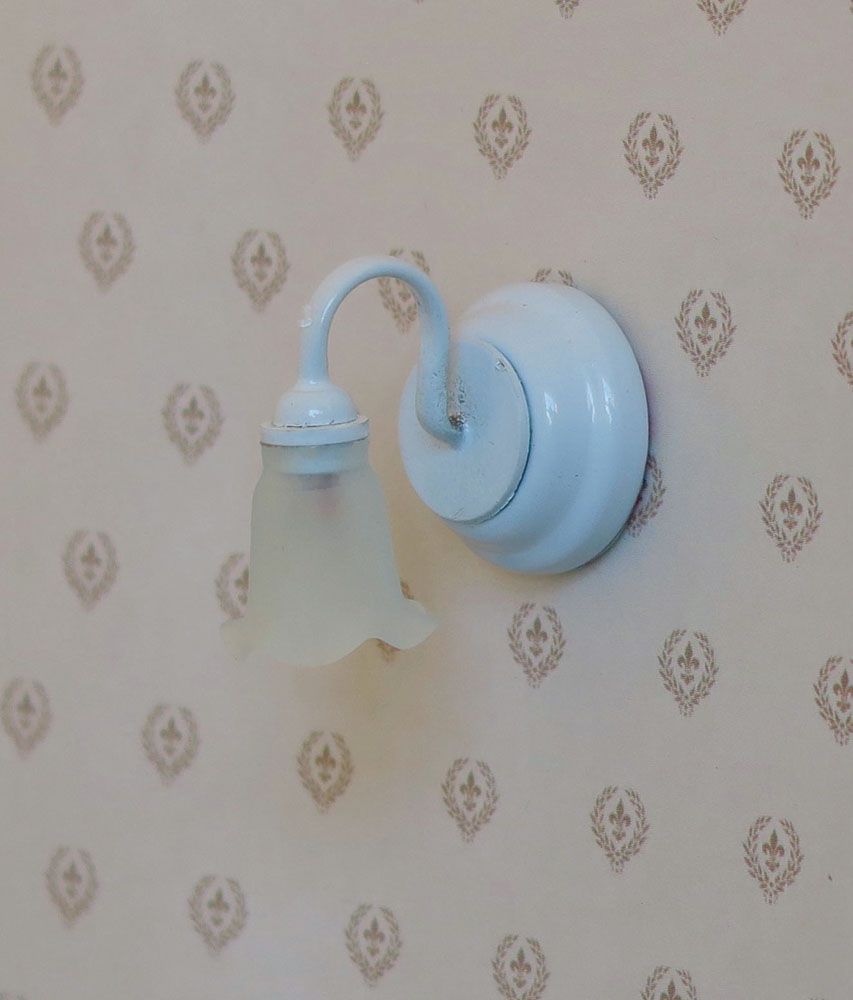 3V White Tulip Wall Light for 12th Scale Dolls House