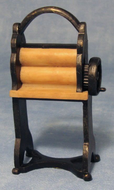 Mangle for 12th Scale Dolls House