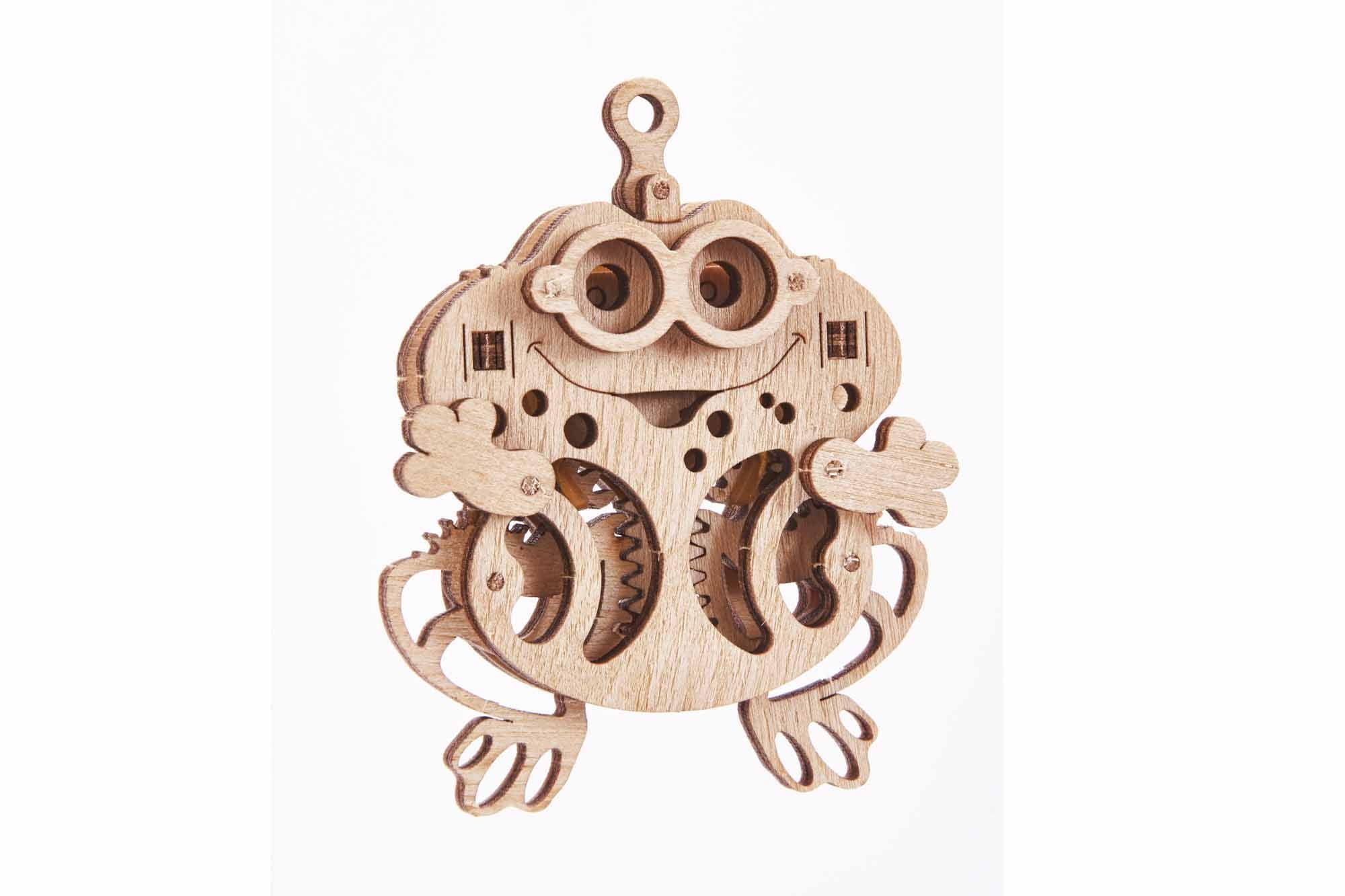 Wood Trick Frog