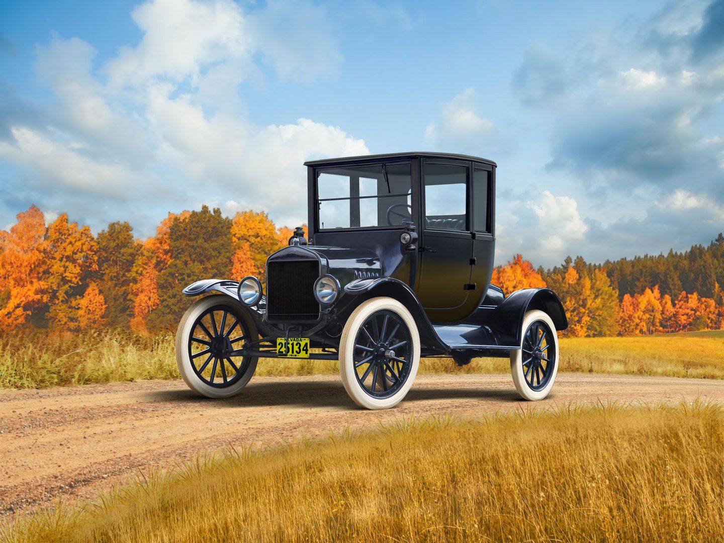 ICM 1/35 Scale Doctor's Coupe 1917 Model T American Car Model Kit