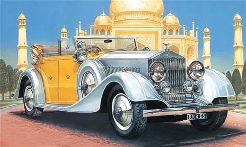 Italeri 1/24 Scale Rolls-Royce Phantom II Model Kit