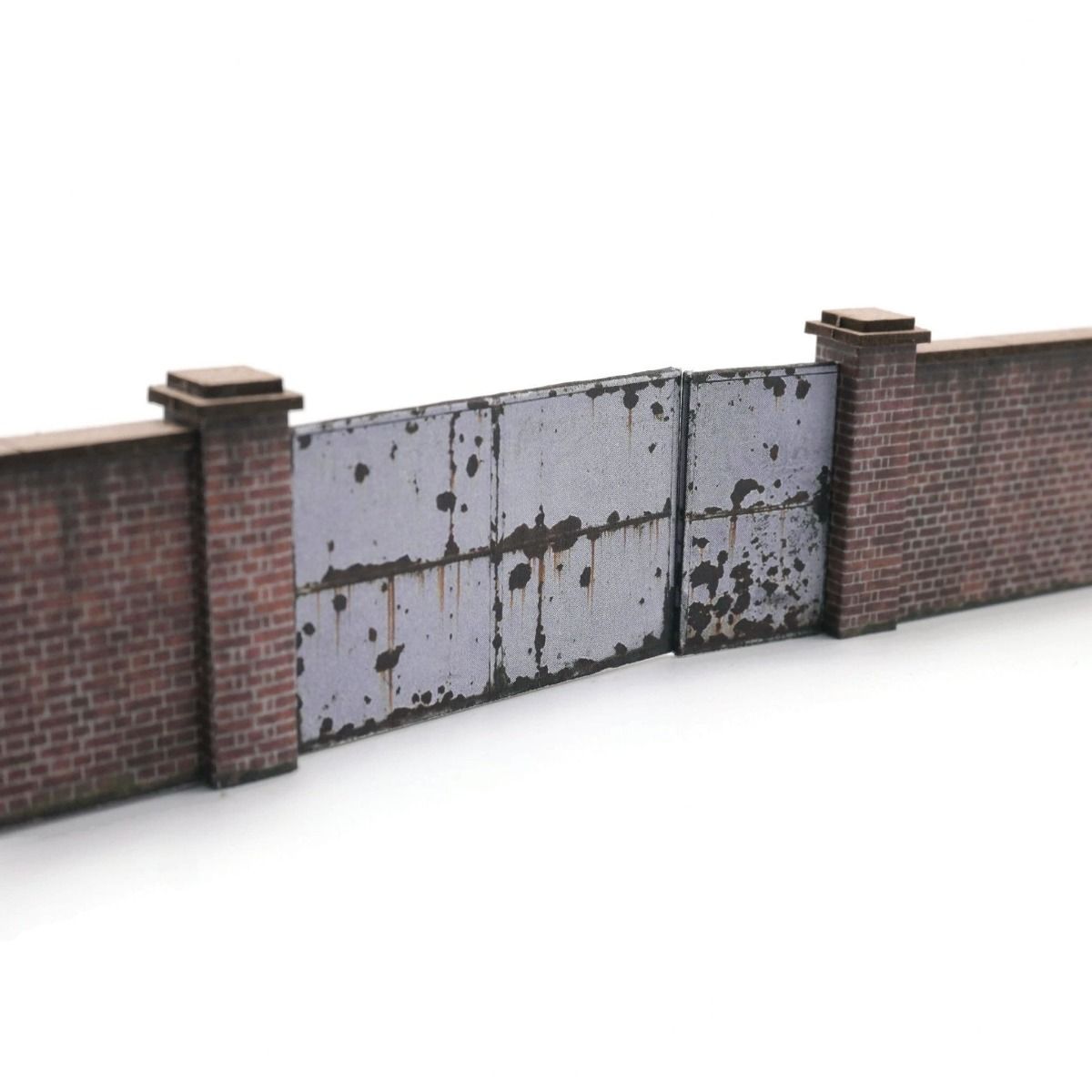 Scale Model Scenery Industrial Brick Wall And Gates OO Gauge