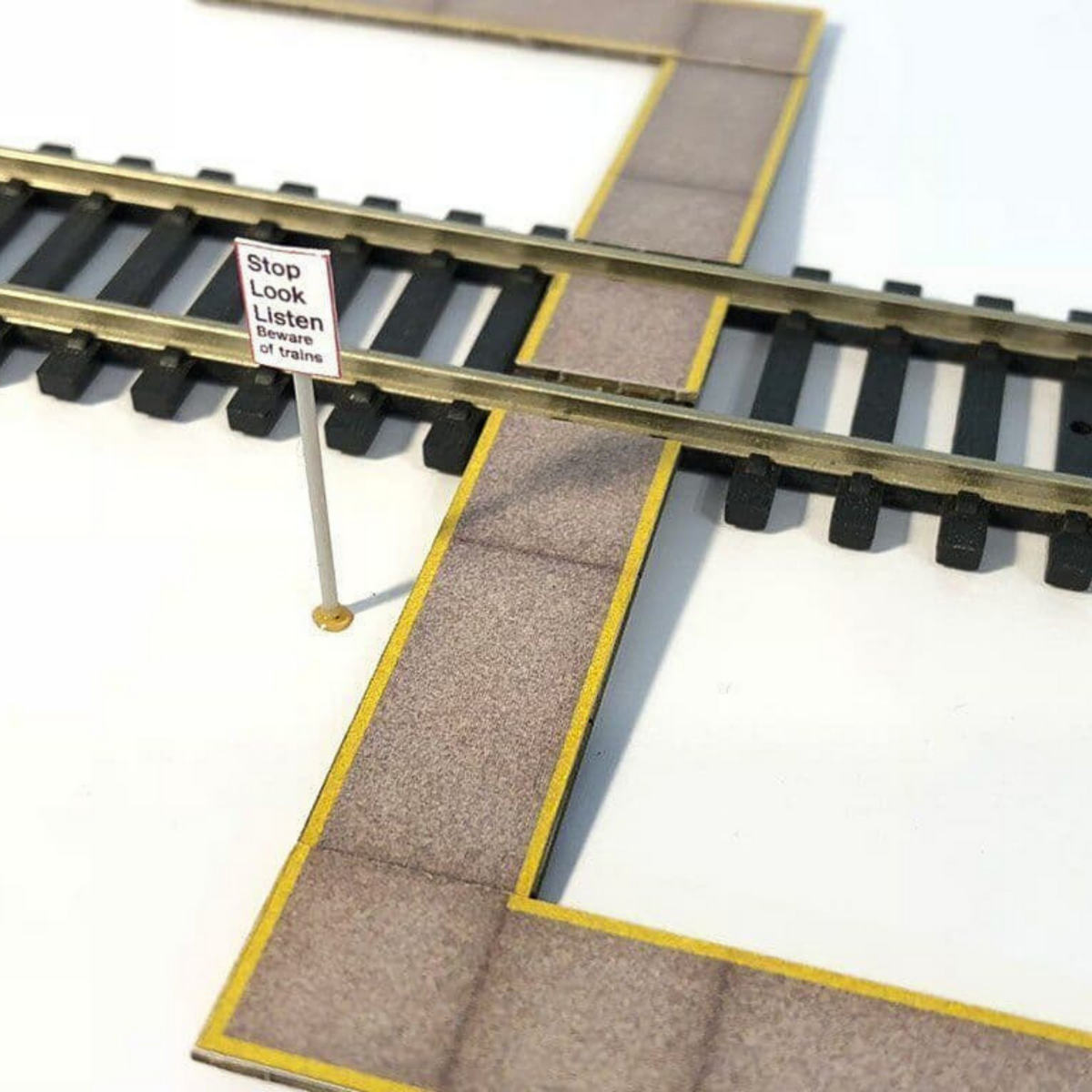 Scale Model Scenery Foot Crossing/Pedestrian Level Crossing/Anti-Slip Walkway OO Gauge