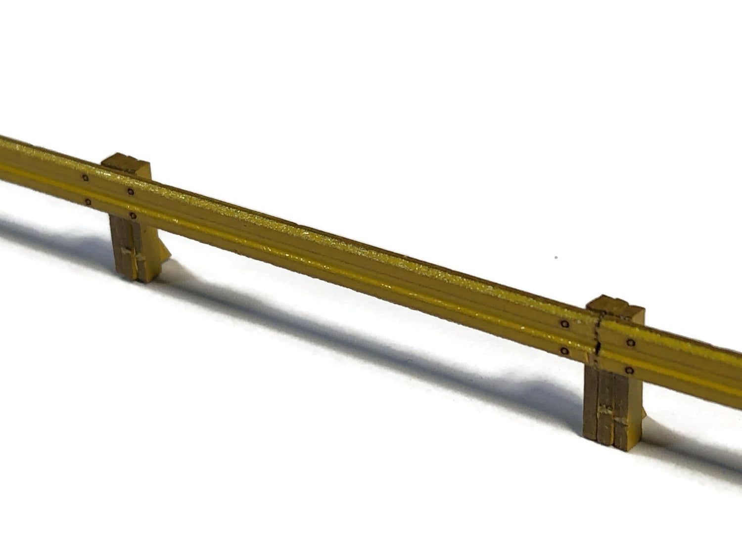 Scale Model Scenery Armco Style Roadside & Depot Safety Barriers (Pack Of 10) OO Gauge