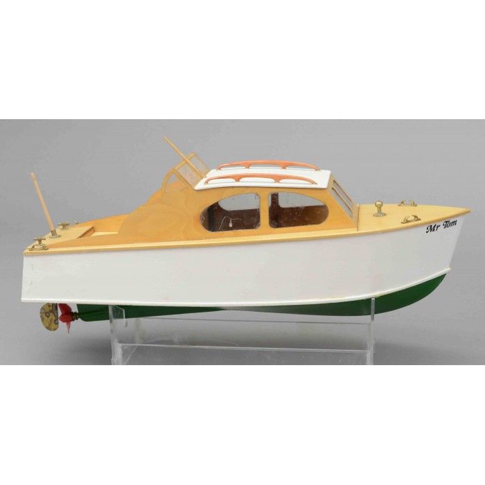 Slec Mr Tom 16in with Fittings Model Kit
