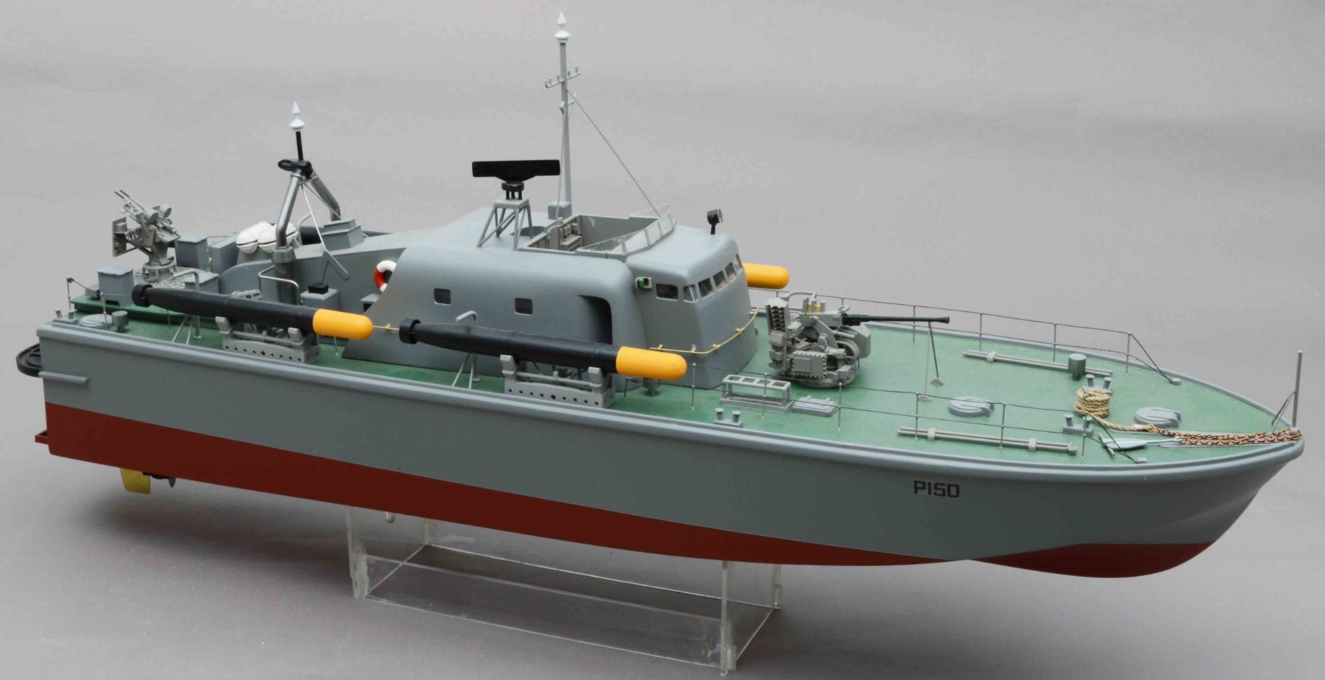 Slec 1/40 Scale KD Perkasa 30.5in Model Kit 