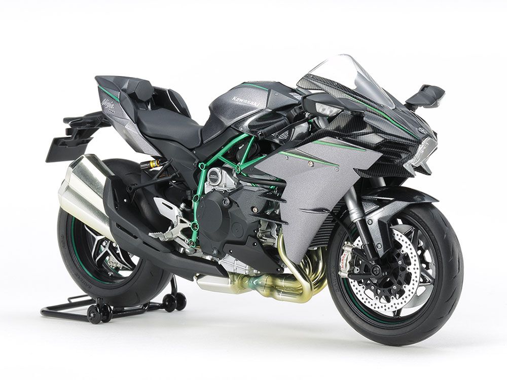 Tamiya 1/12 Scale Kawasaki Ninja H2 Carbon Motorcycle Model Kit