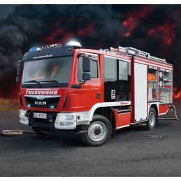 Revell 1/24 Scale MAN/Schlingmann HLF 20 Varus Model Kit