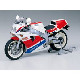 Tamiya 1/12 Scale Yamaha FZR750R Superbike (OW01) Model Kit