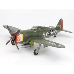 Tamiya 1/72 Scale P-47D Thunderbolt Razor Back Model Kit