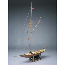 Mantua Models 1/60 Scale Britannia Royal Yacht Model Kit