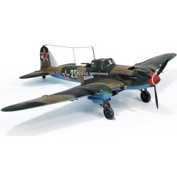 Academy 1/48 Scale Soviet Il-2M3 "Berlin 1945" Model Kit