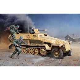 Academy Models 1/35 Scale German SdKfz 251/1 Ausf C Model Kit