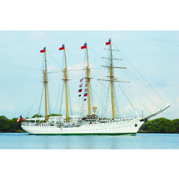 Billing Boats 1/75 Scale Esmeralda Naval Training Ship Model Kit