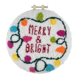 Trimits Merry and Bright Yarn Punch Needle Kit