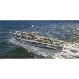 Italeri 1/35 Scale Vosper 74 Torpedo Boat with Crew Model Kit