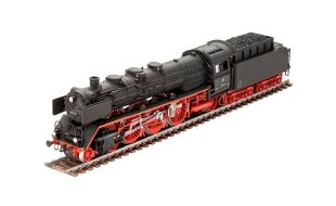Revell 1/87 Scale Express Locomotive BR03 Model Kit