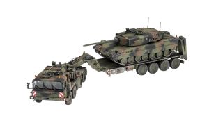Revell 1/72 Scale SLT 50-3 Elefant + Leopard 2A4 Model Kit