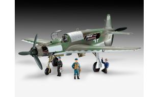 Revell 1/48 Scale Do335 Pfeil Model Kit