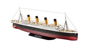 Revell 1/700 Scale RMS Titanic Model Kit