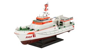 Revell 1/200 Scale Seenotkreuzer "Hermann Marwede" Model Kit
