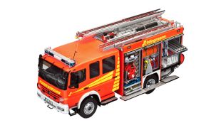 Revell 1/24 Scale Schlingmann LF 20/16 Model Kit