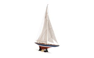 Occre 1/75 Scale Endeavour America's Cup Model Kit