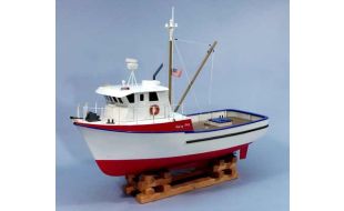 Dumas 1/30 Scale Jolly Jay Model Kit