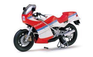 Tamiya 1/12 Scale Suzuki RG250 Gamma Model Kit